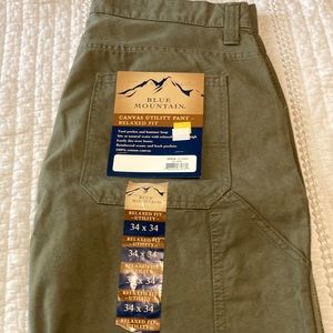 Blue Mountain Canvas Utility Pant. 34X34. Olive green. New with tags.